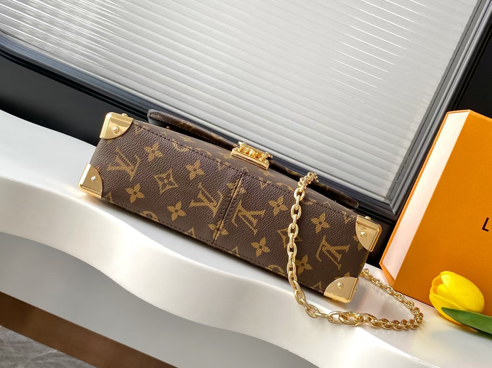 Louis Vuitton Trunkie HandBag1:1High-quality replica