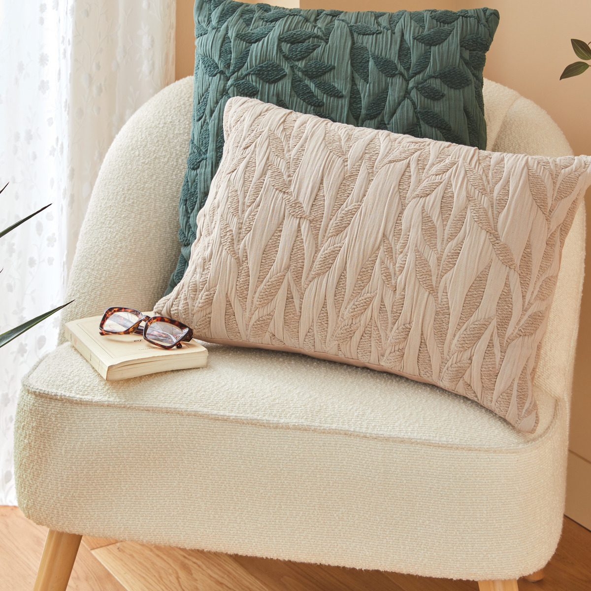 Jacquard patterned cushion "Lehto" Cotton, Linen, 58x38 cm