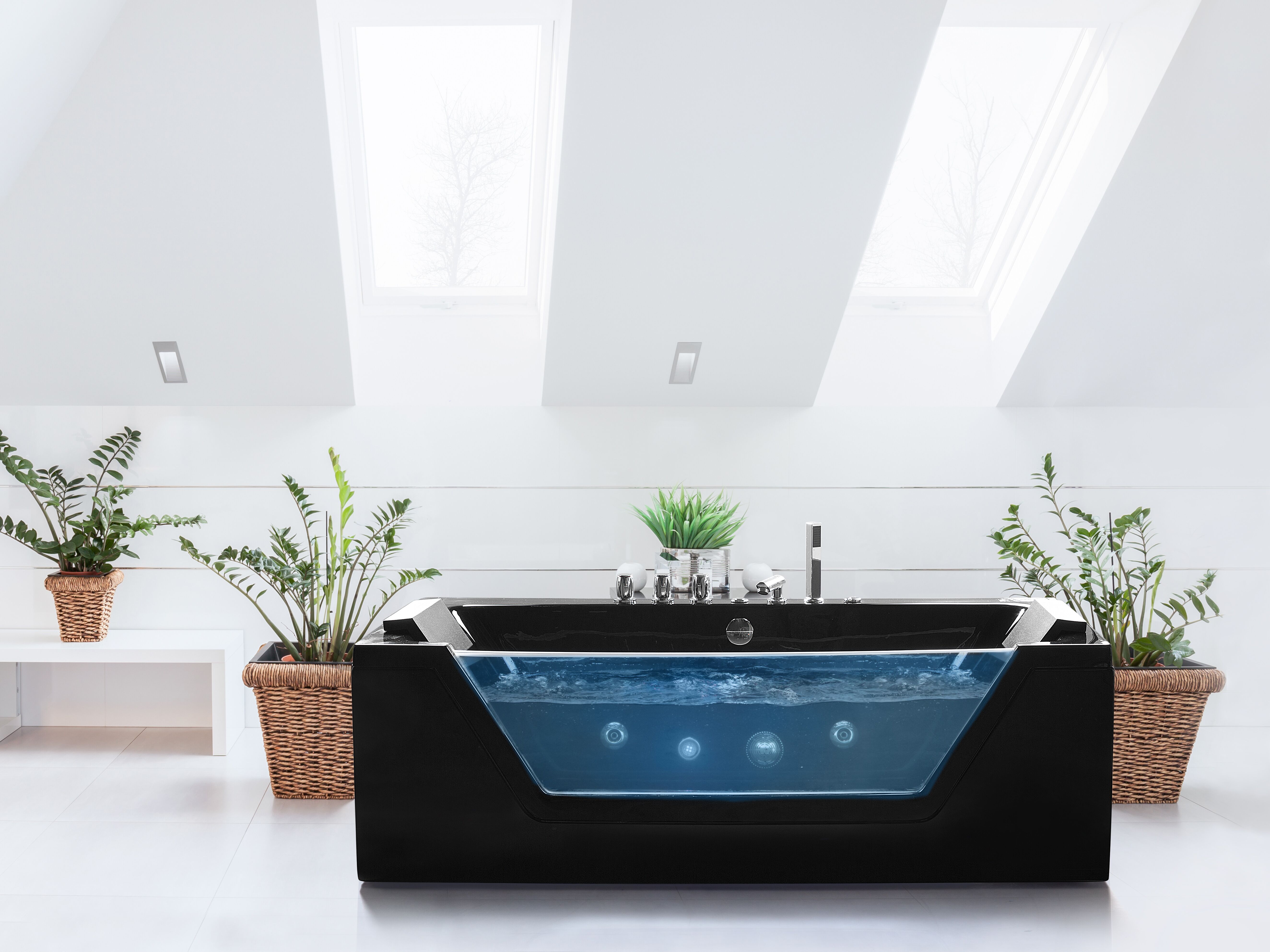 Corner Hot Tub with LED SAMANA 1740 x 790 mm Black