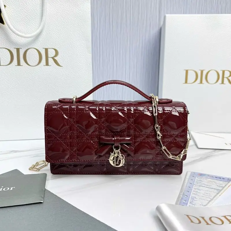 Shop1:1High-quality replica