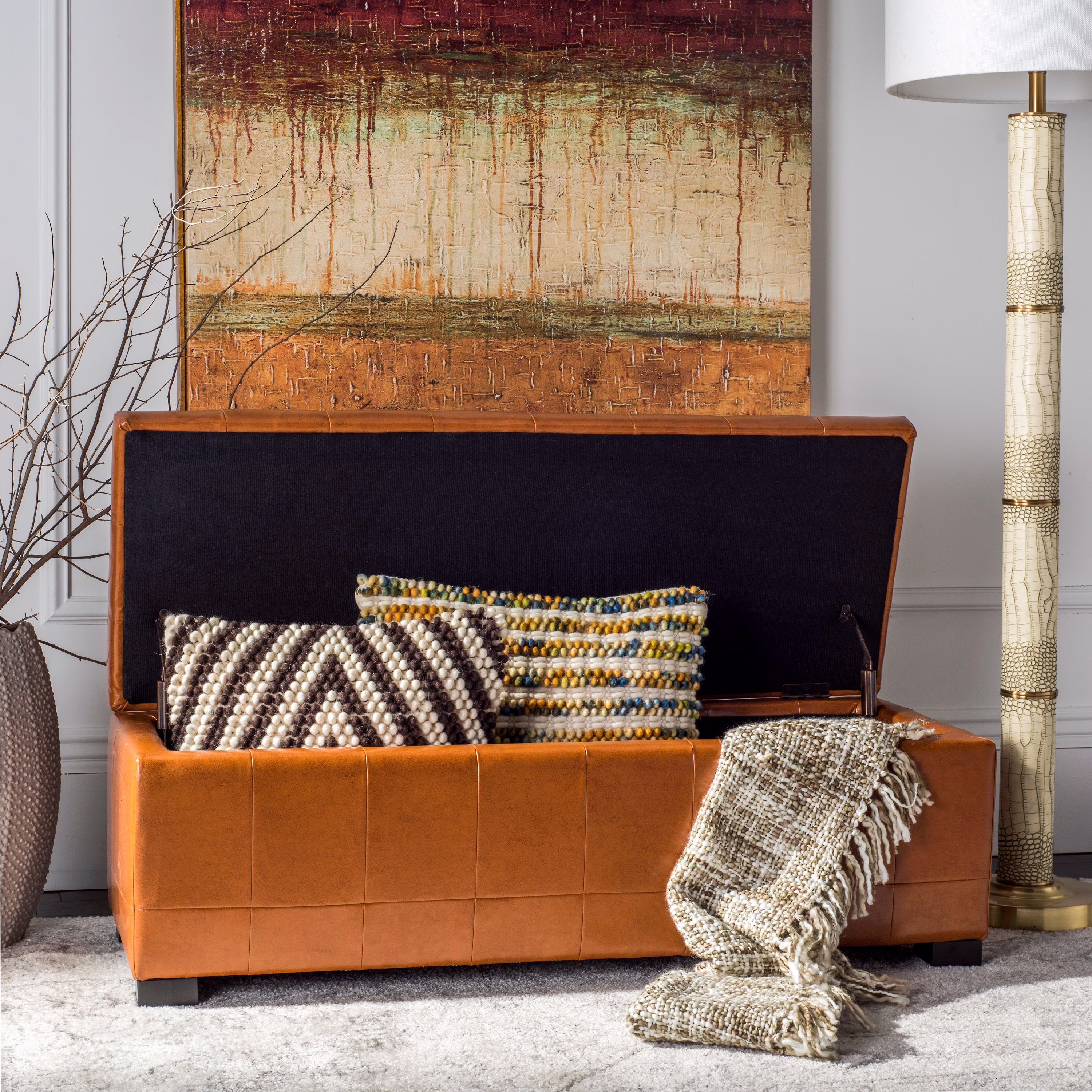 SAFAVIEH Large Manhattan Rustic Tufted Storage Bench, Brown - Image 5
