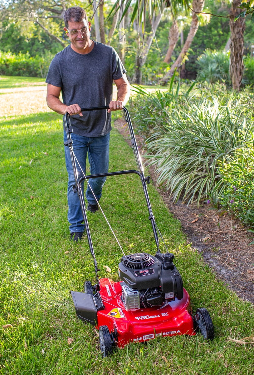 Hyper Tough 20-inch 125cc Gas Push Mower with Briggs & Stratton Engine (Assembly Details: 46.9 lbs; 22.10-inch Height) - Image 8