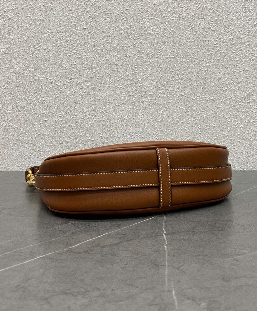 Celine Medium Ava Strap Bag In Smooth Calfskin Coffee1:1High-quality replica