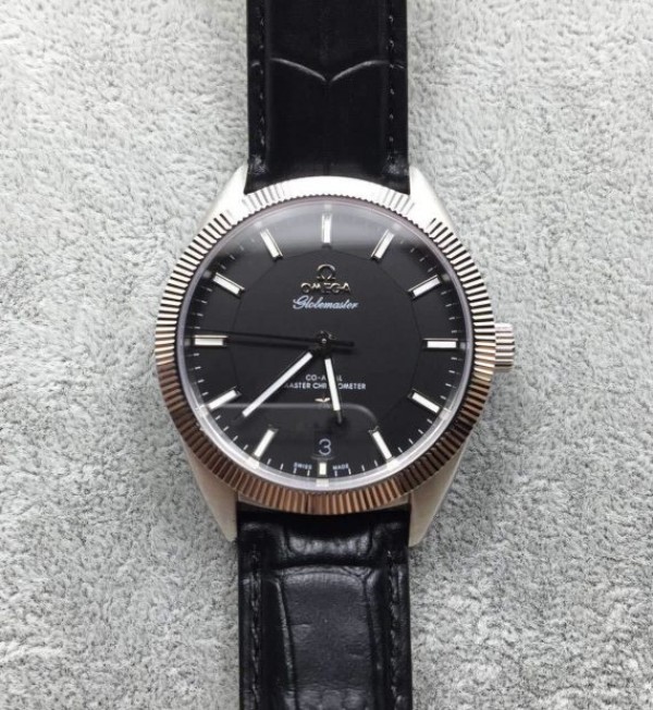 Replica Omega Globemaster Master Chronometer Black Dial Leather Strap - Elite Watch Atelier