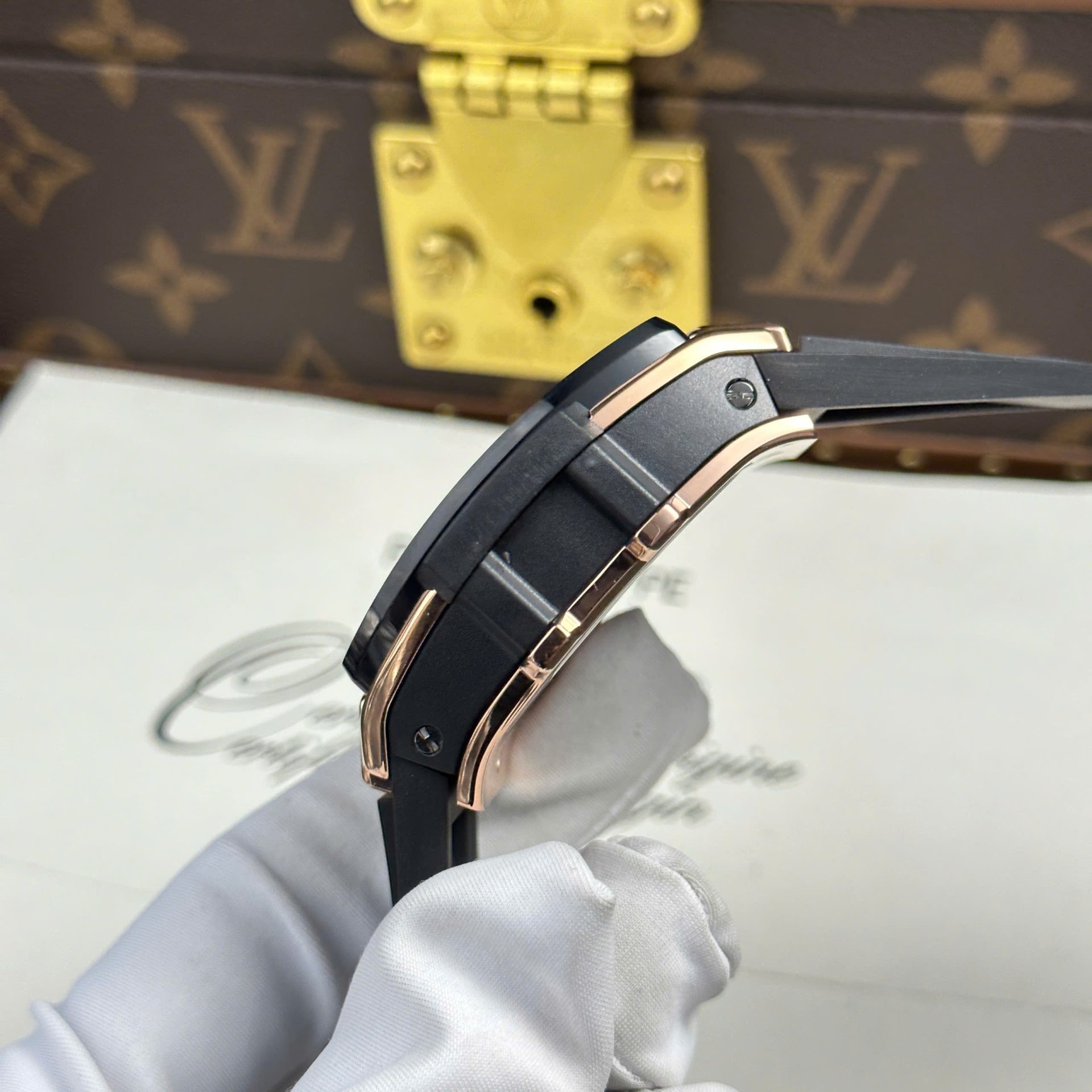 Hublot Spirit Of Big Bang King Gold Replica Watches Bezel Black BBF Factory 42mm - Top club