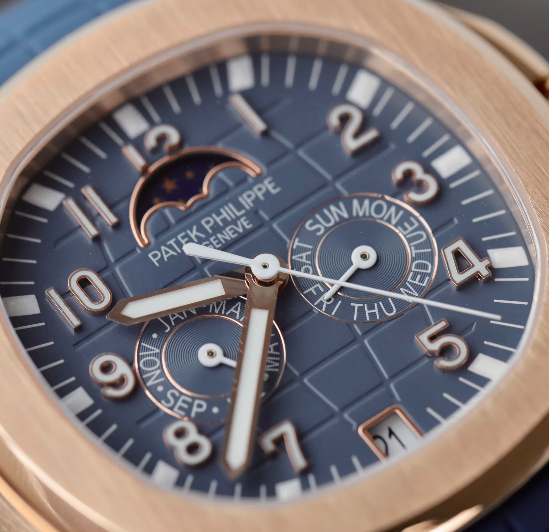 Patek Philippe Best Replica Watch Aquanaut 5261R Automatic Swiss Movement Blue Dial 40mm - Top club