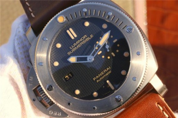 Replica Panerai PAM569 Titanium XF Brown Thick Leather Strap P9000 - Top club