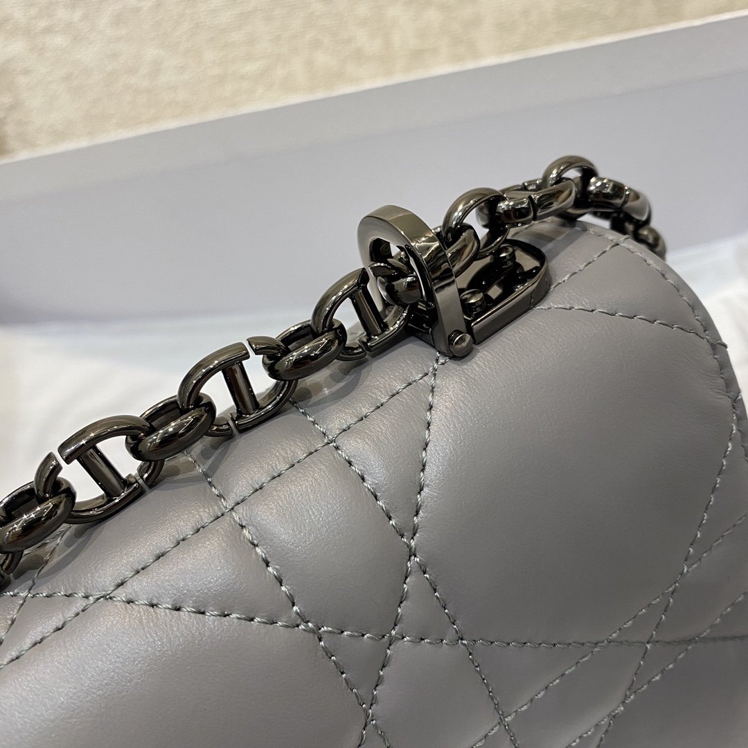 Christian Dior Mini Dior Caro Bag Gray Padded Macrocannage, Gray, For Women Women’s Handbags, Crossbody Bags, 20cm CD1:1High-quality replica