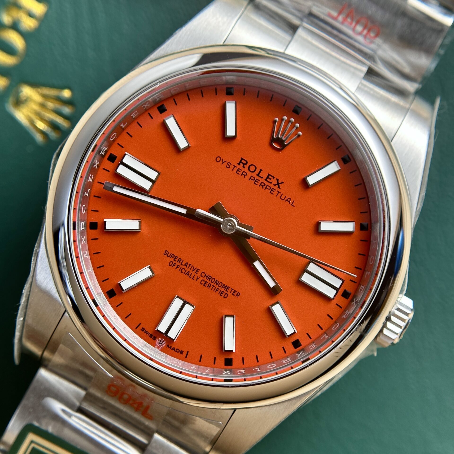 Rolex Oyster Perpetual 124300 Red Dial Oyster Strap King Factory 41mm - Top club