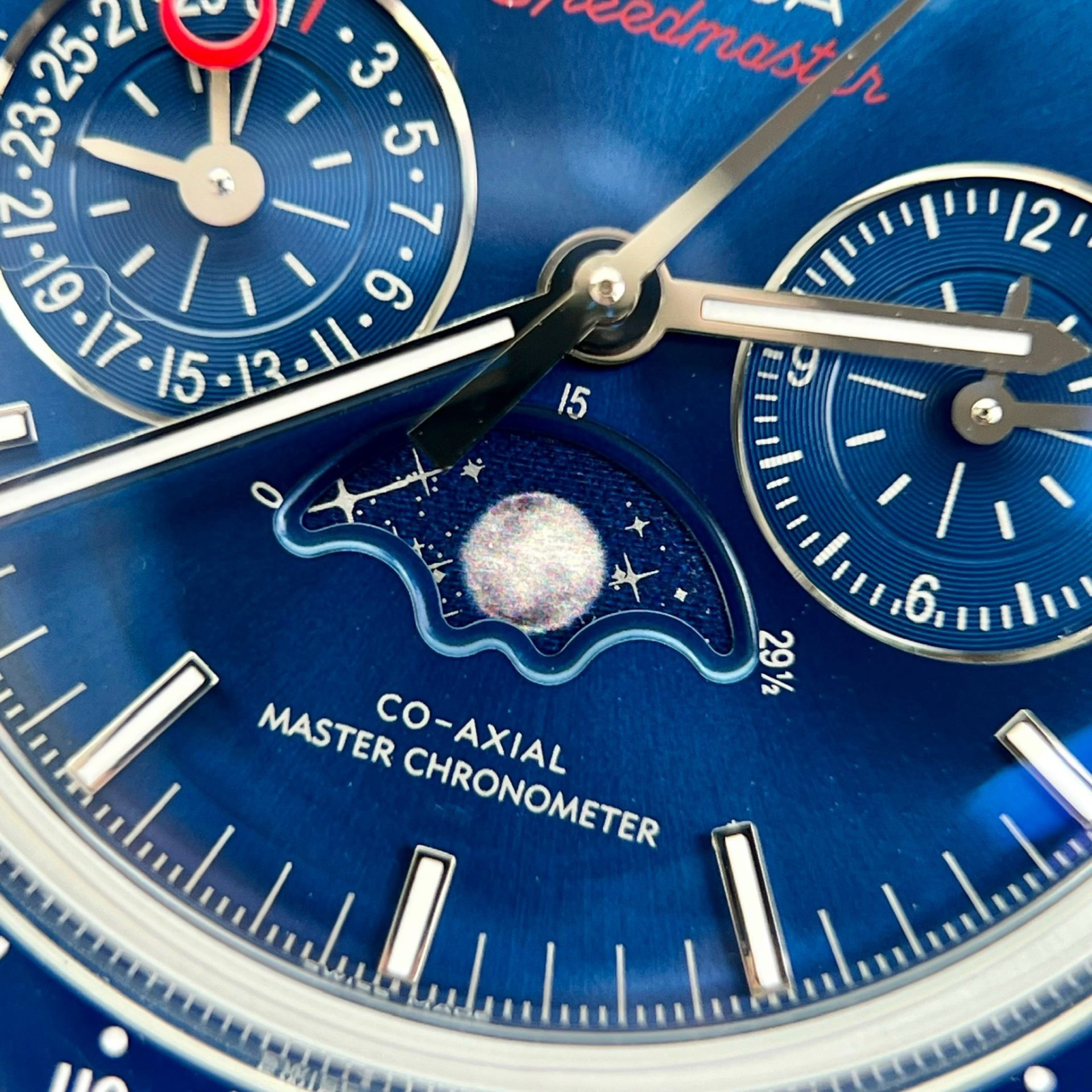 Omega Replica Watch Speedmaster Co-Axial Moonphase Blue Dial 44mm - Top club