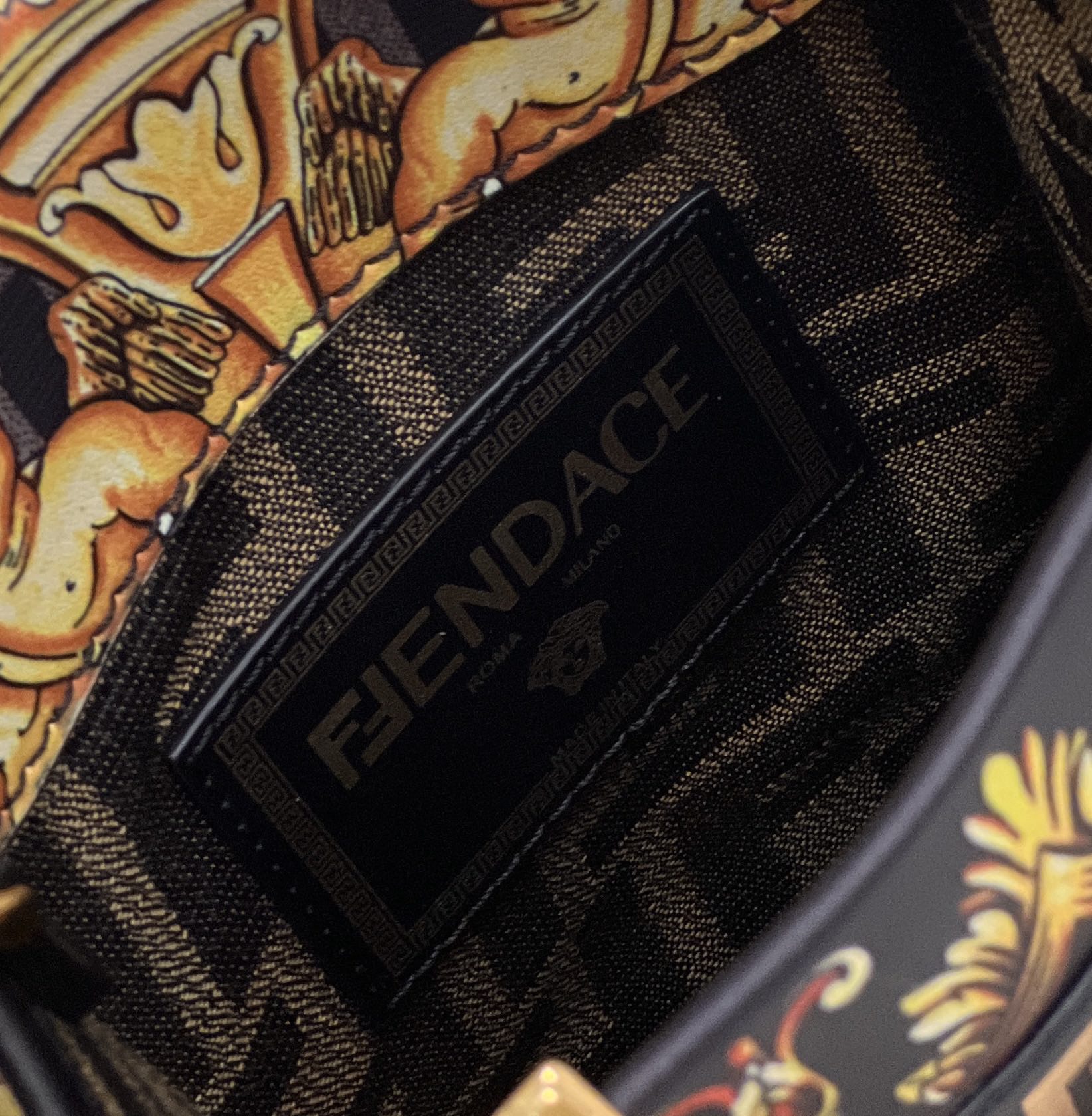 Fendi Sunshine shopper - Replicaclubs