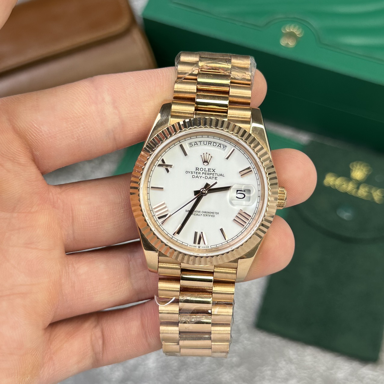 Rolex Replica Watch Day-Date 228235 Rose Gold White Dial V2 GM Factory 40mm - Elite Watch Atelier