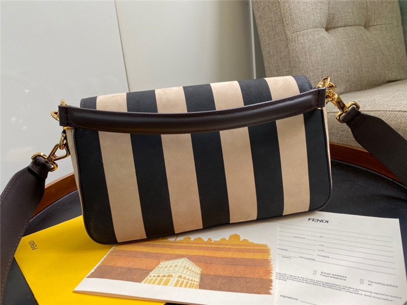 fendi baguette medium - Replicaclubs