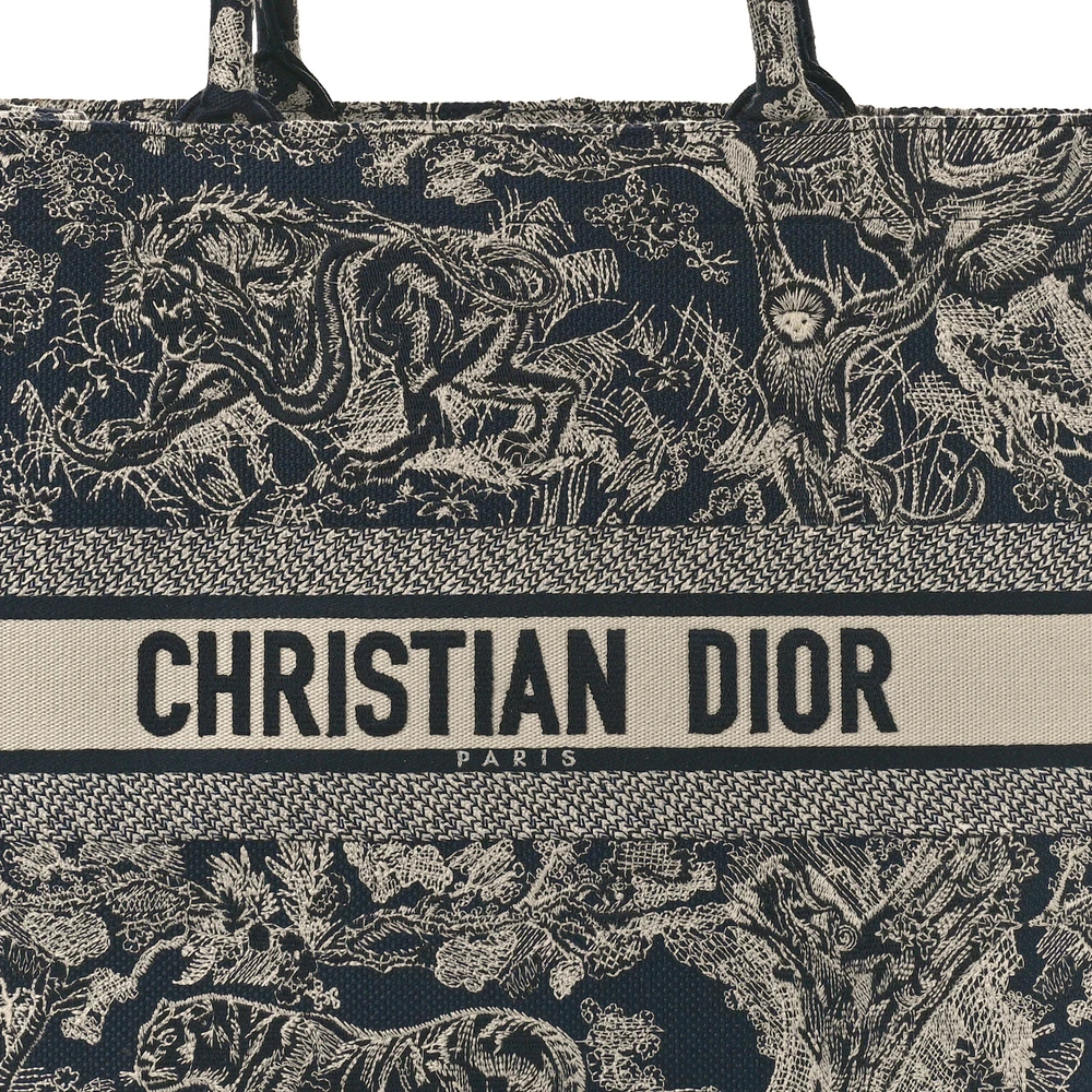 Mirror Quality Replica Dior Book Tote for the Style Enthusiast1:1High-quality replica