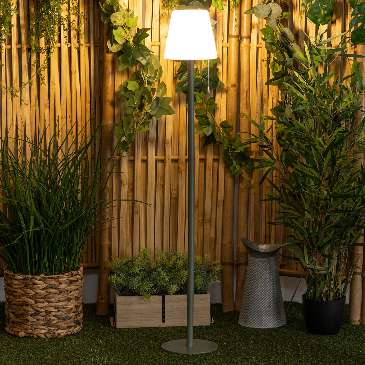"Zack" outdoor floor lamp Olive green, H.108 cm