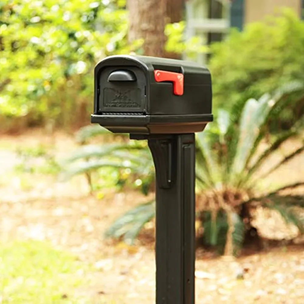 Rubbermaid Mailbox And Post Combo 49.88in X 10.13in X 20.75in Polyethylene Black - Image 3 Rubbermaid Mailbox And Post Combo 49.88in X 10.13in X 20.75in Polyethylene Black - Image 3