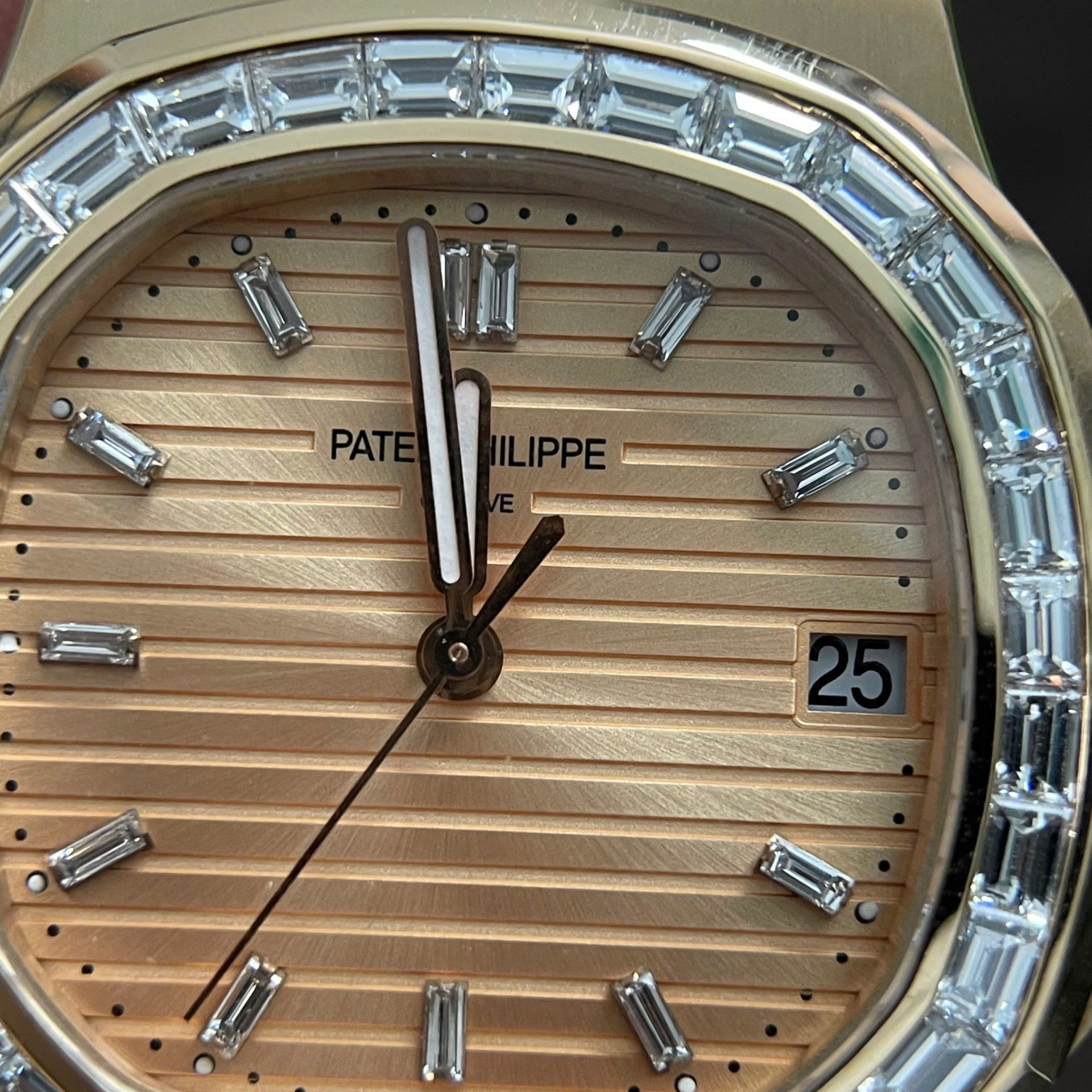 Patek Philippe Nautilus 5723 Replica Watches Custom Solid Rose Gold 18K And Diamonds Natural 40mm - Top club