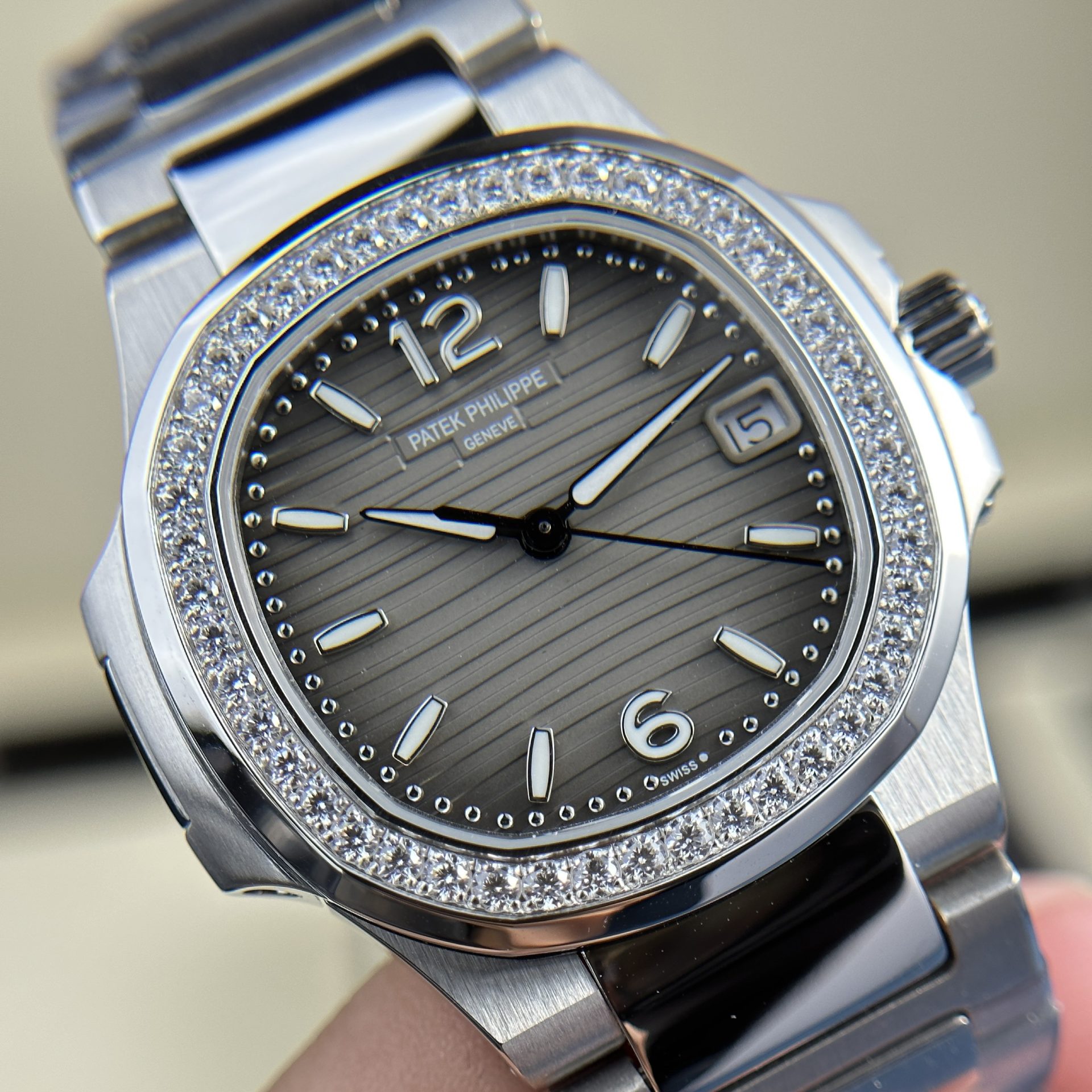 Patek Philippe Fake Watch Nautilus 7010 Gray Dial Womens 32mm - Top club