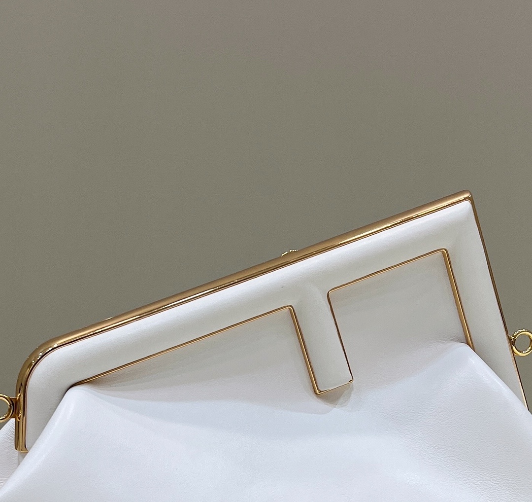 Fendi First - Replicaclubs