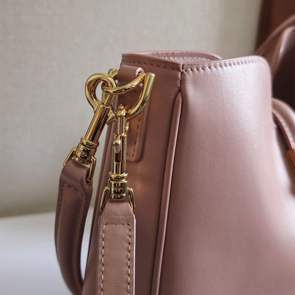 CELINE SMALL CAMILLE 16 SOFT BAG IN SMOOTH CALFSKIN1:1High-quality replica