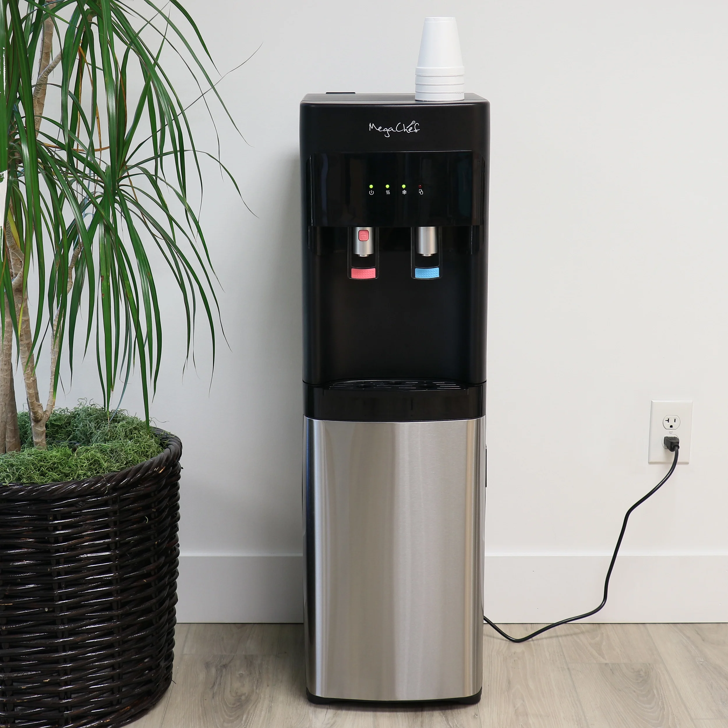 MegaChef Stainless Steel Bottom Load Hot and Cold Water Dispenser 5 Gallon Water Cooler - Image 8