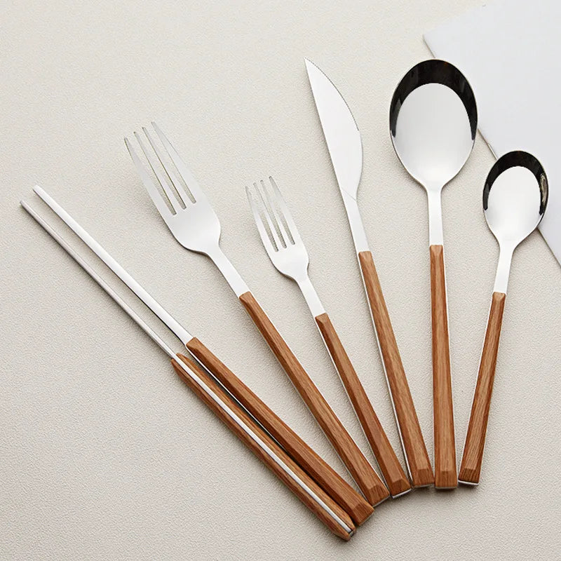 WoodStyle | 16-delige Bestekset met Imitatie Houten Handvatten