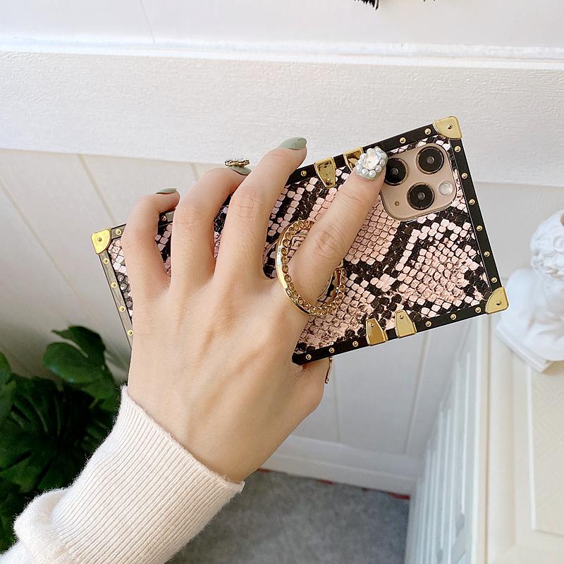 Samsung Case with Ring Eastern Cobra - Wholesale & Influencer