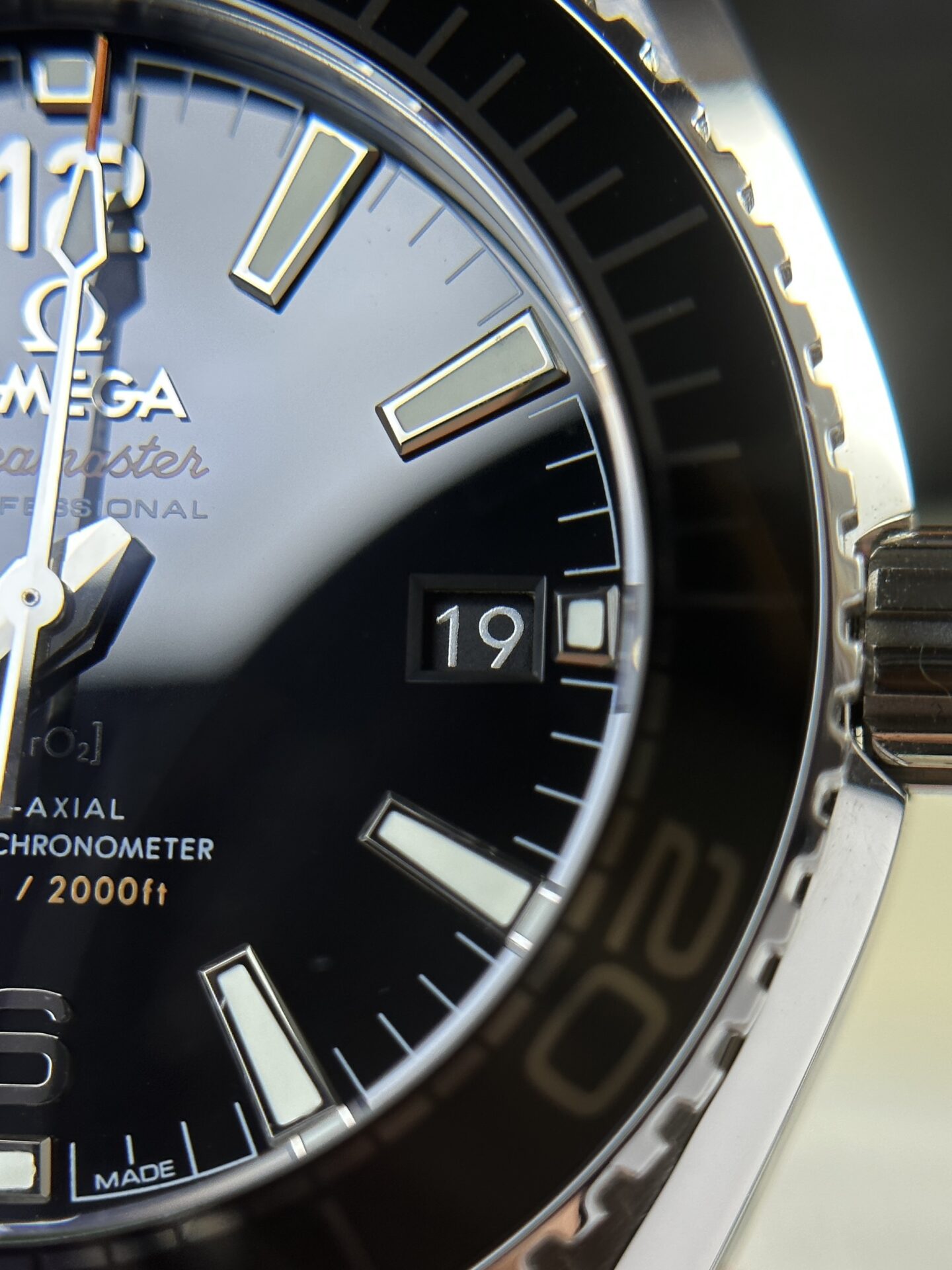 Omega Seamaster Planet Ocean Replica Watch Black Dial VS Factory 39.5mm - Top club