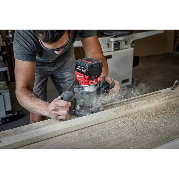 M18 FUEL 18V Lithium-Ion Brushless Cordless Compact Router w/ Compact Router Plunge Base - Image 3