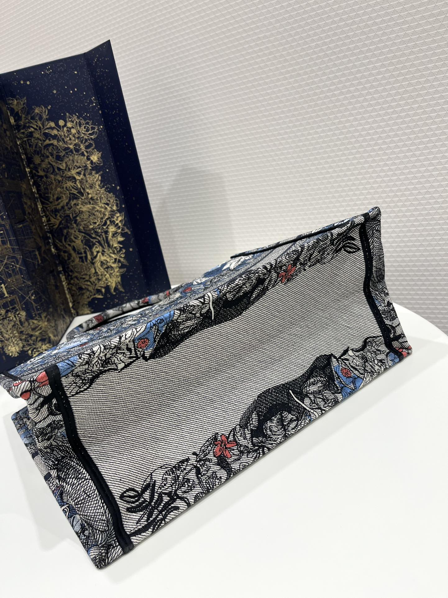 Medium Dior Book Tote Denim Multicolor For Women 14in/36 cm M1296ZRZI_M49E1:1High-quality replica
