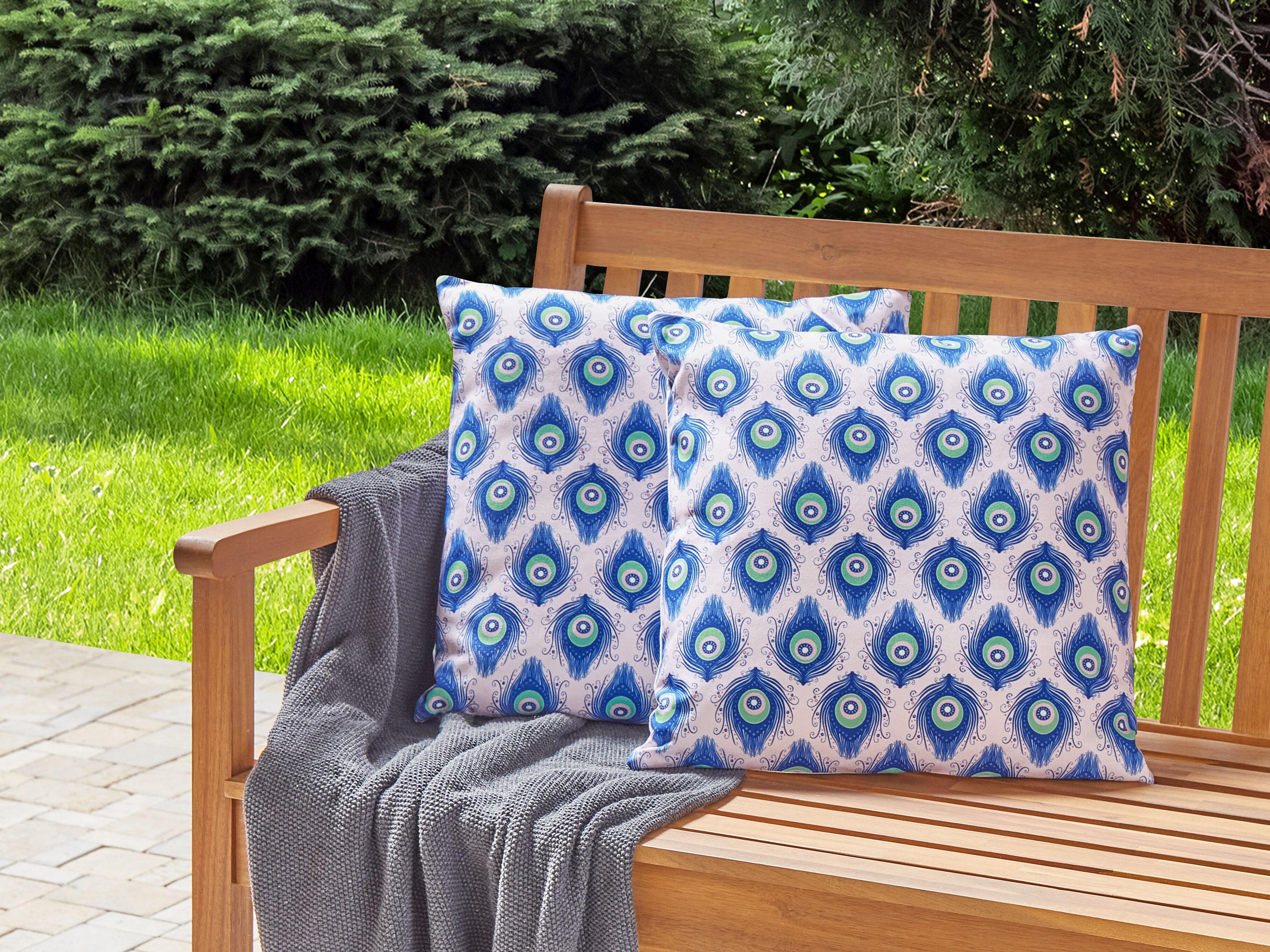 Set of 2 Outdoor Cushions CERIANA Animal Pattern 45 x 45 cm Blue
