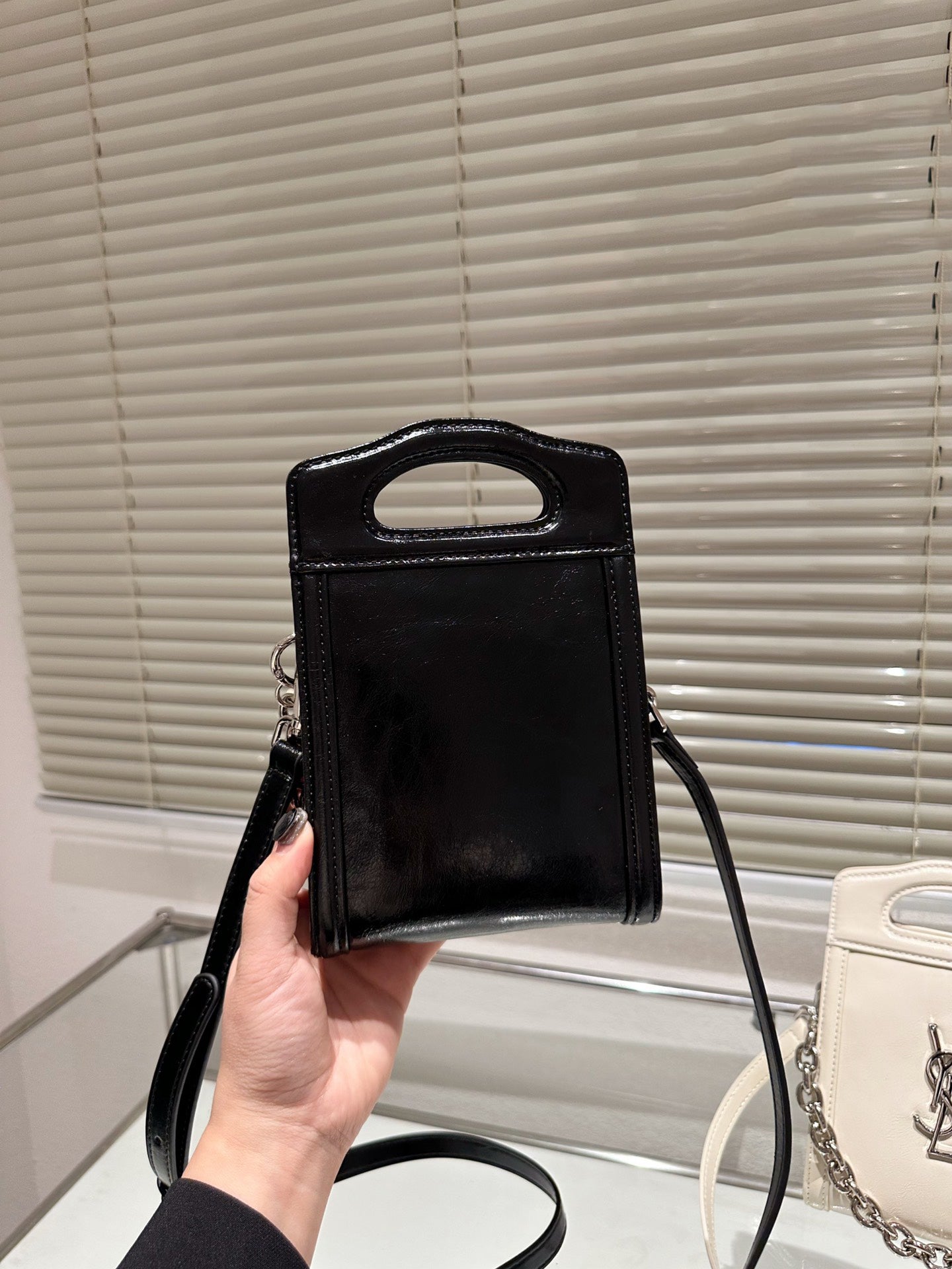 TO – New Luxury Bags SLY 3031:1High-quality replica