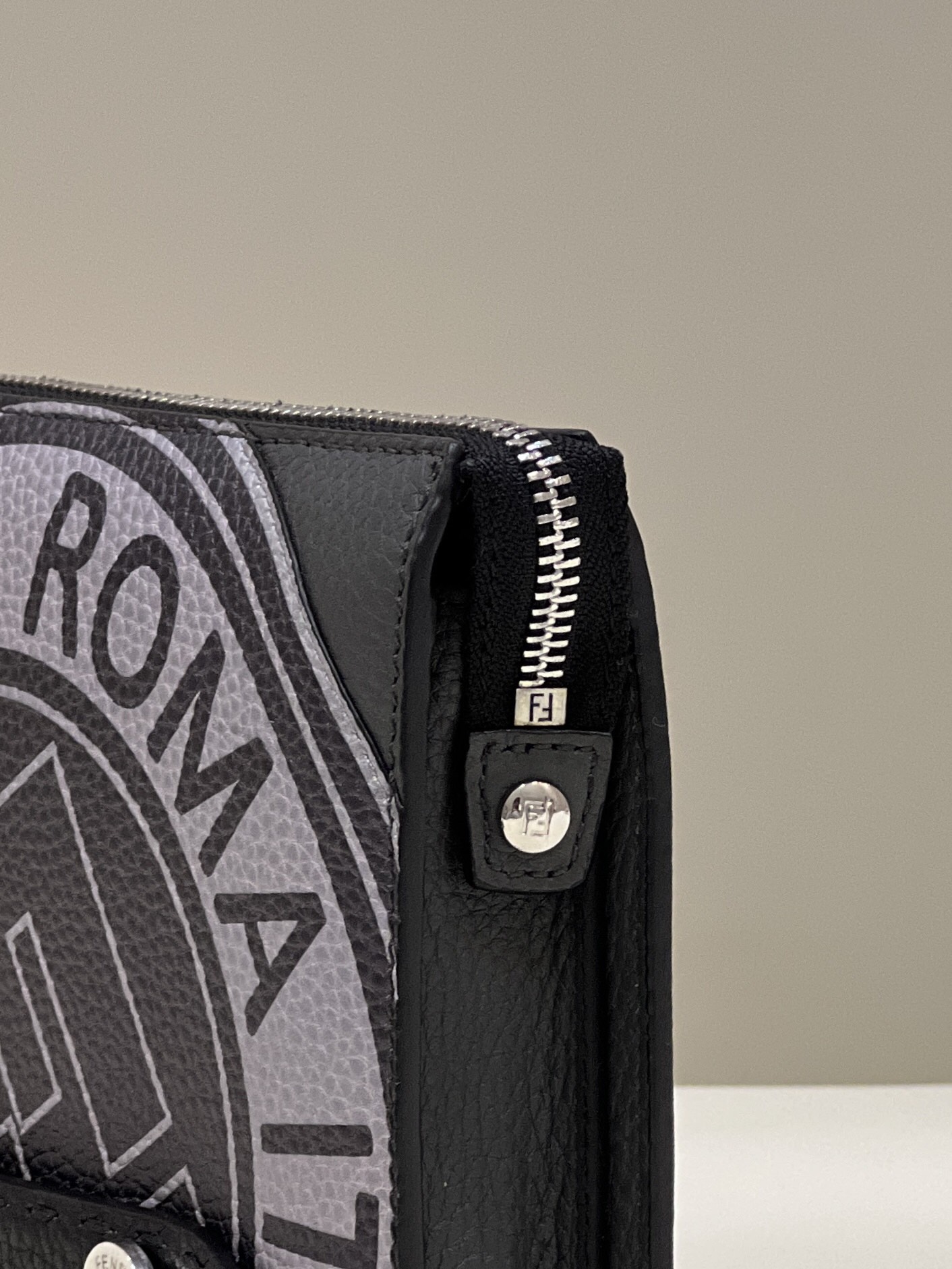 Fendi wallet - Replicaclubs