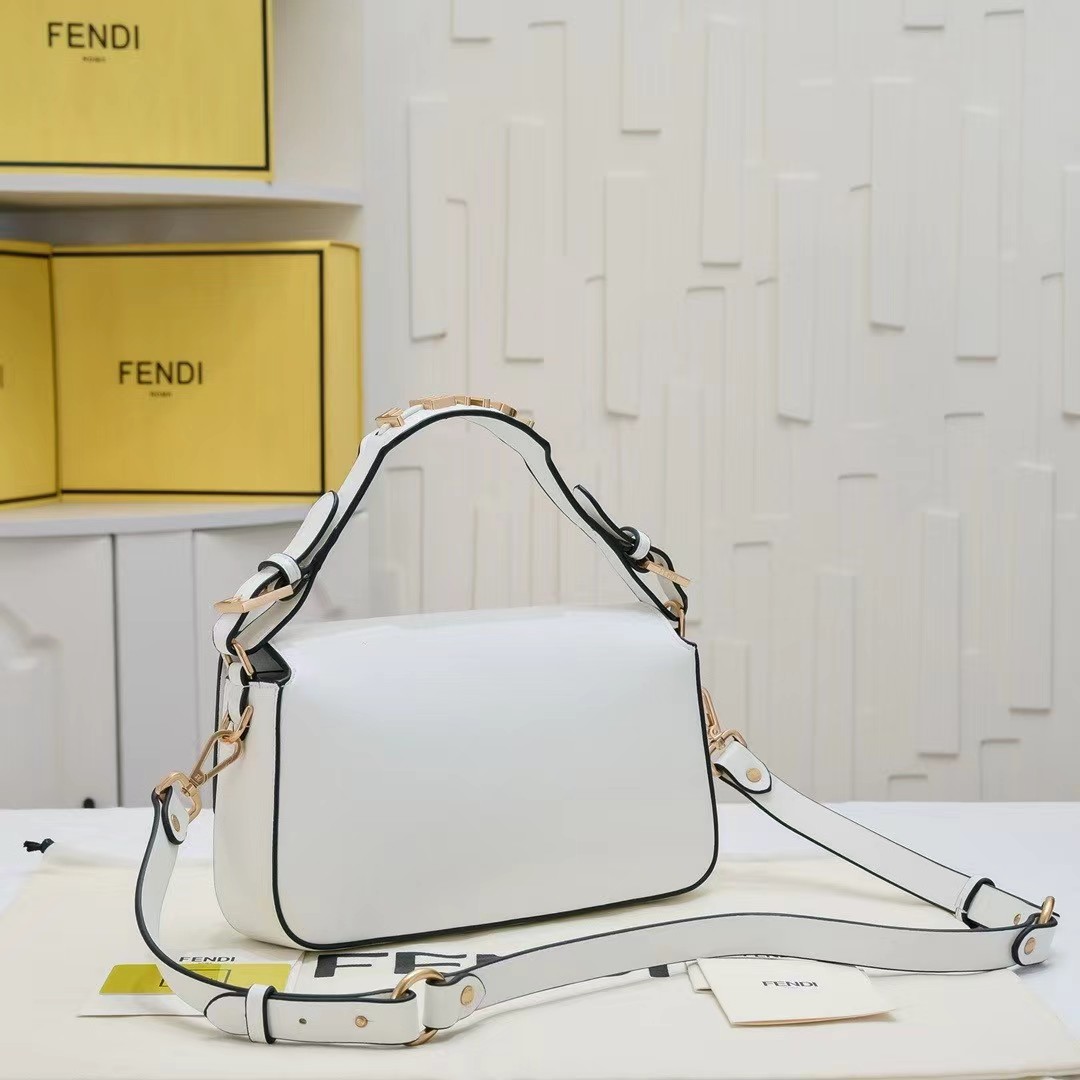 Fendi Ice white Selleria bag  Baguette - Replicaclubs