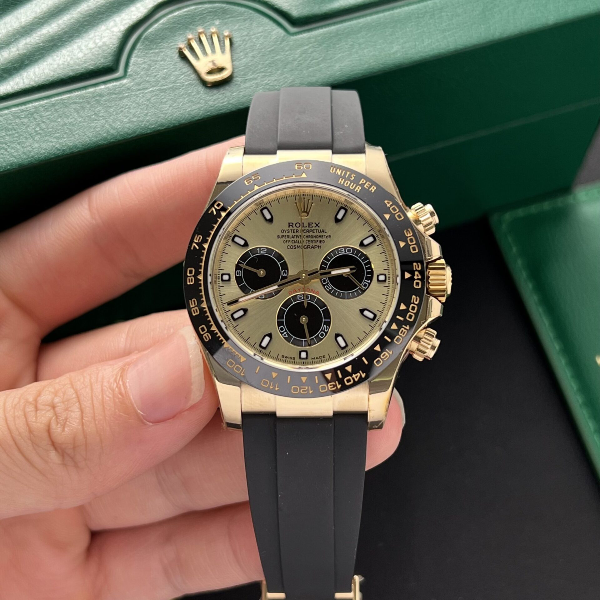 Rolex Replica Watch Cosmograph Daytona 116518LN Dial Yellow BT Factory 40mm - Elite Watch Atelier