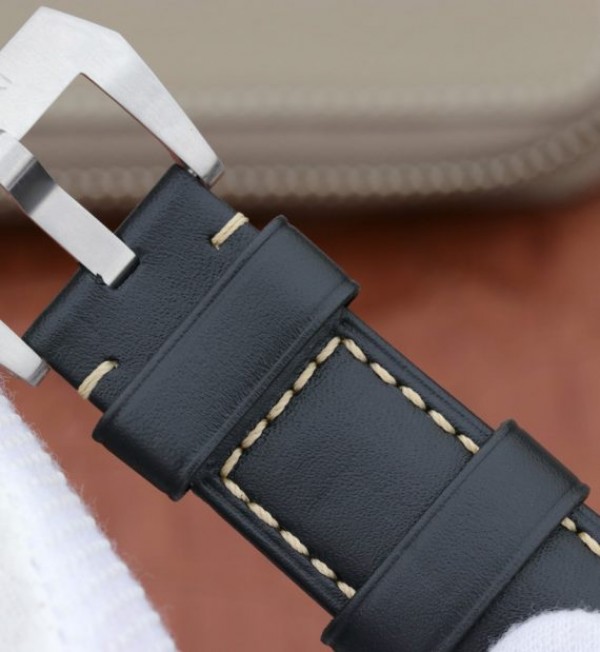 Replica Panerai XF PAM359 Black Leather Strap P.9000 Super Clone - Top club