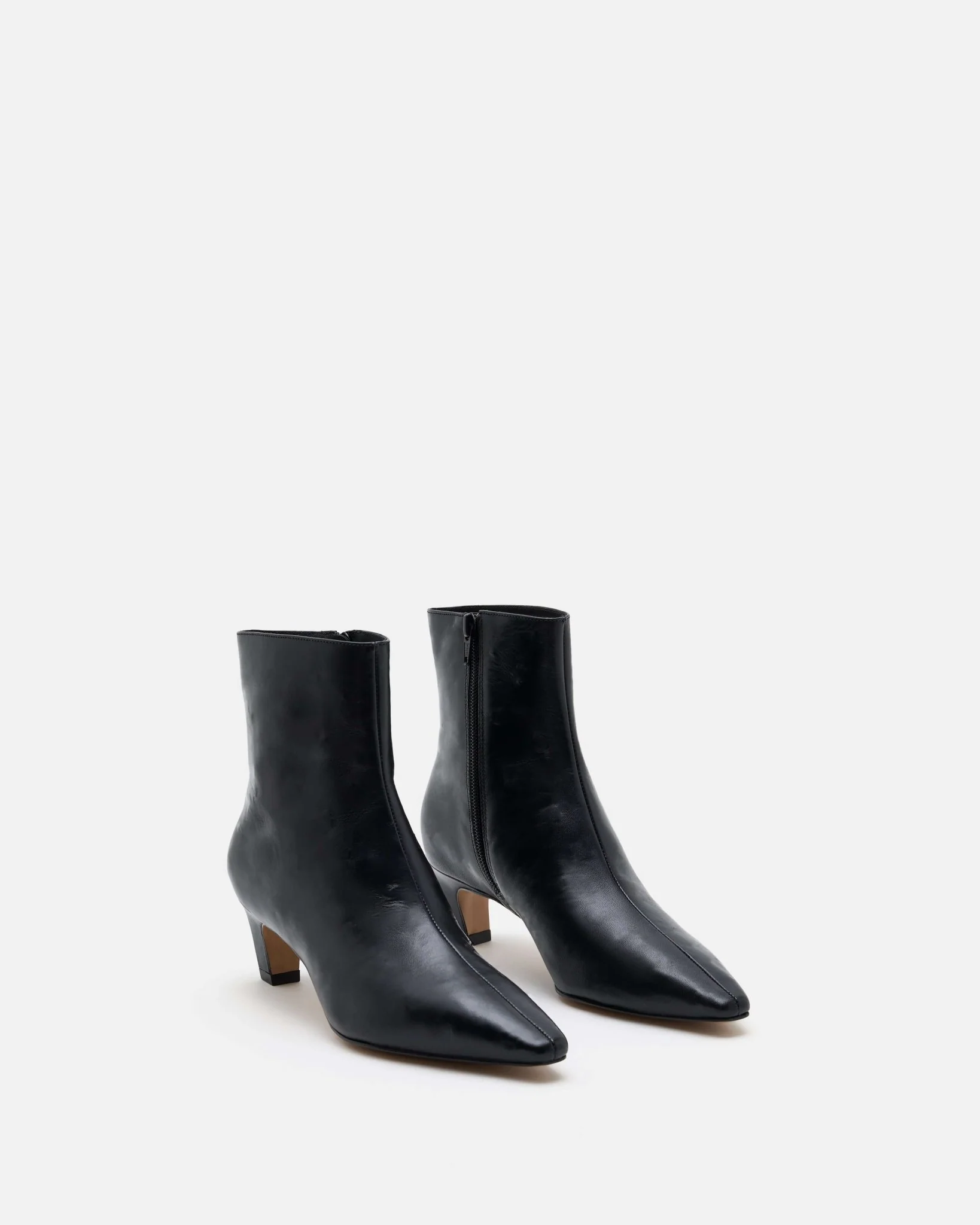 BOTTINES KACHI - En cuir à talons noir