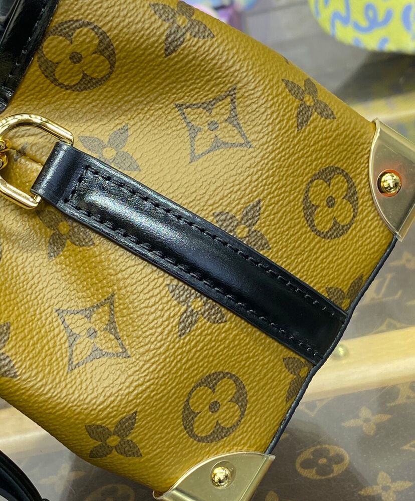 Louis Vuitton Mini Bucket Bag M828851:1High-quality replica