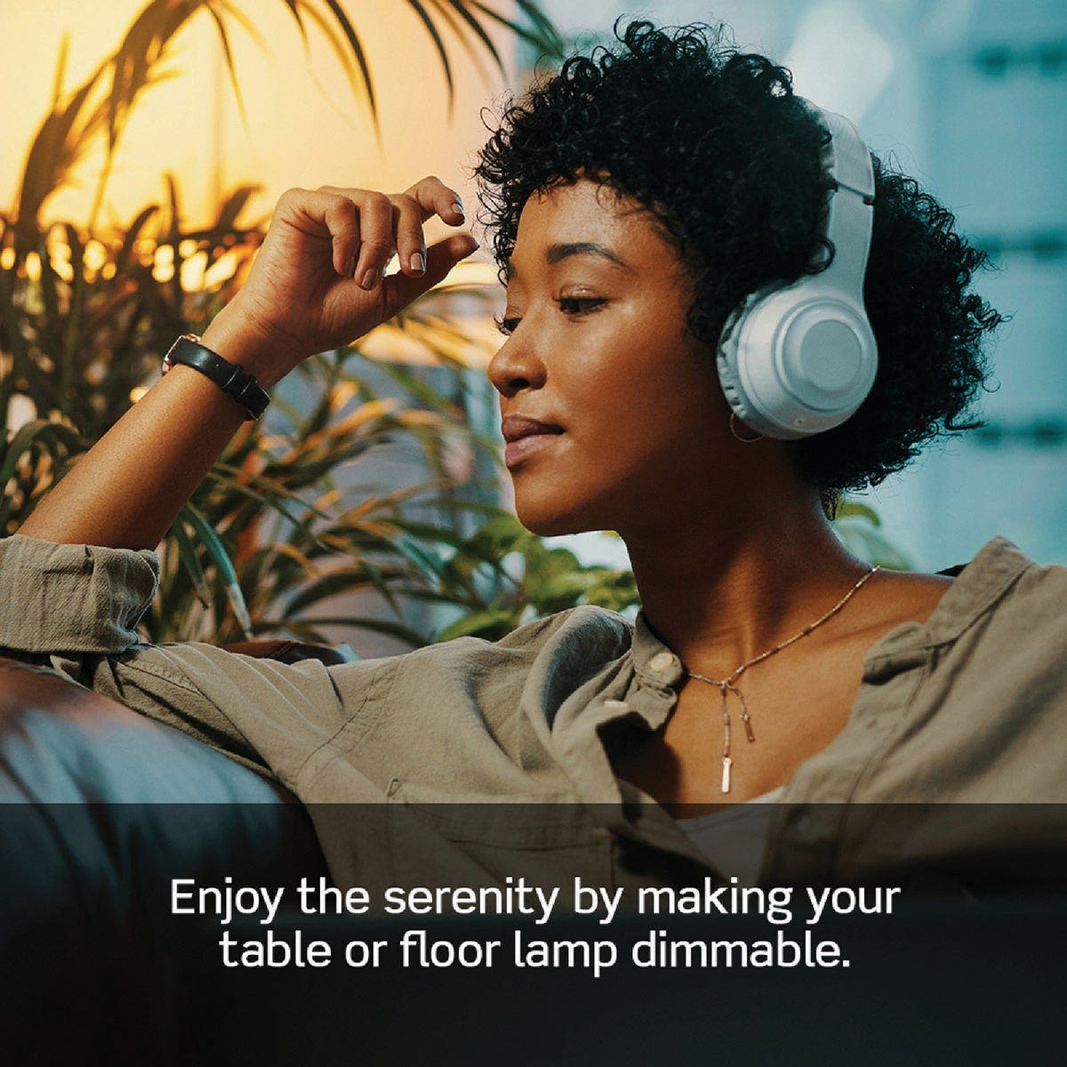 Leviton 300W Incandescent & Halogen/150W LED 120V Table Top Plug In Lamp Dimmer