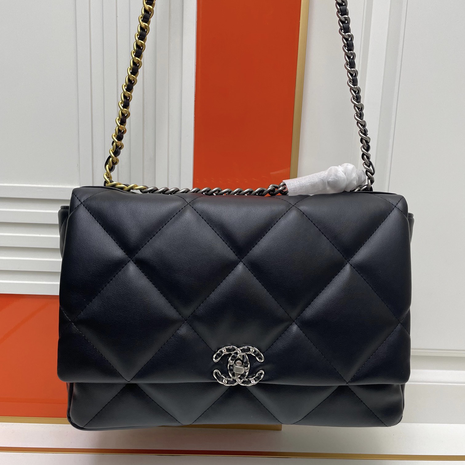 Chanel 19bag   Gold Buckle Shoulder Crossbody Bag1:1High-quality replica