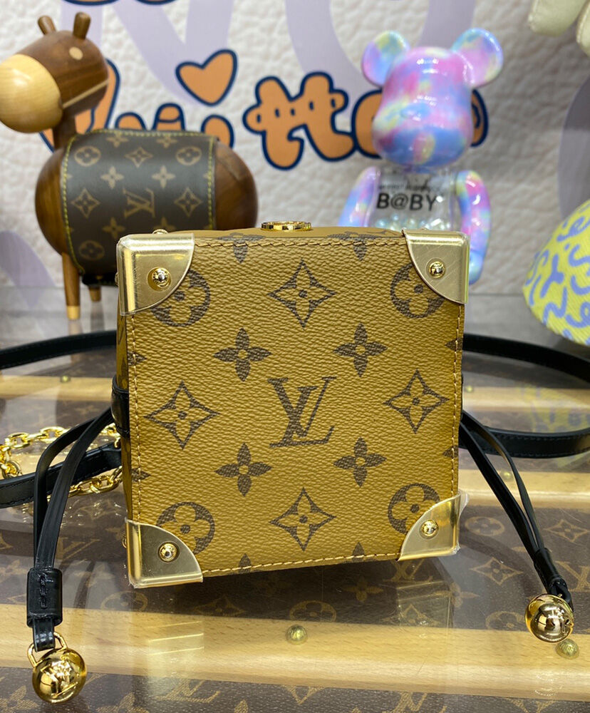 Louis Vuitton Mini Bucket Bag M828851:1High-quality replica