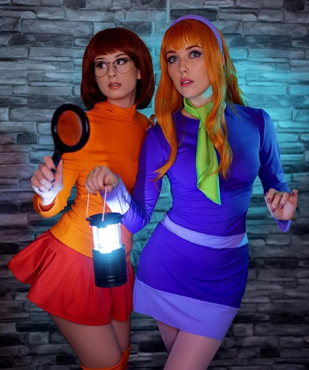 Couples Halloween Costumes for Women Velma Cosplay Outfit Orange Velma Costume with Mini Skater Skirt - Image 6 Couples Halloween Costumes for Women Velma Cosplay Outfit Orange Velma Costume with Mini Skater Skirt - Image 6