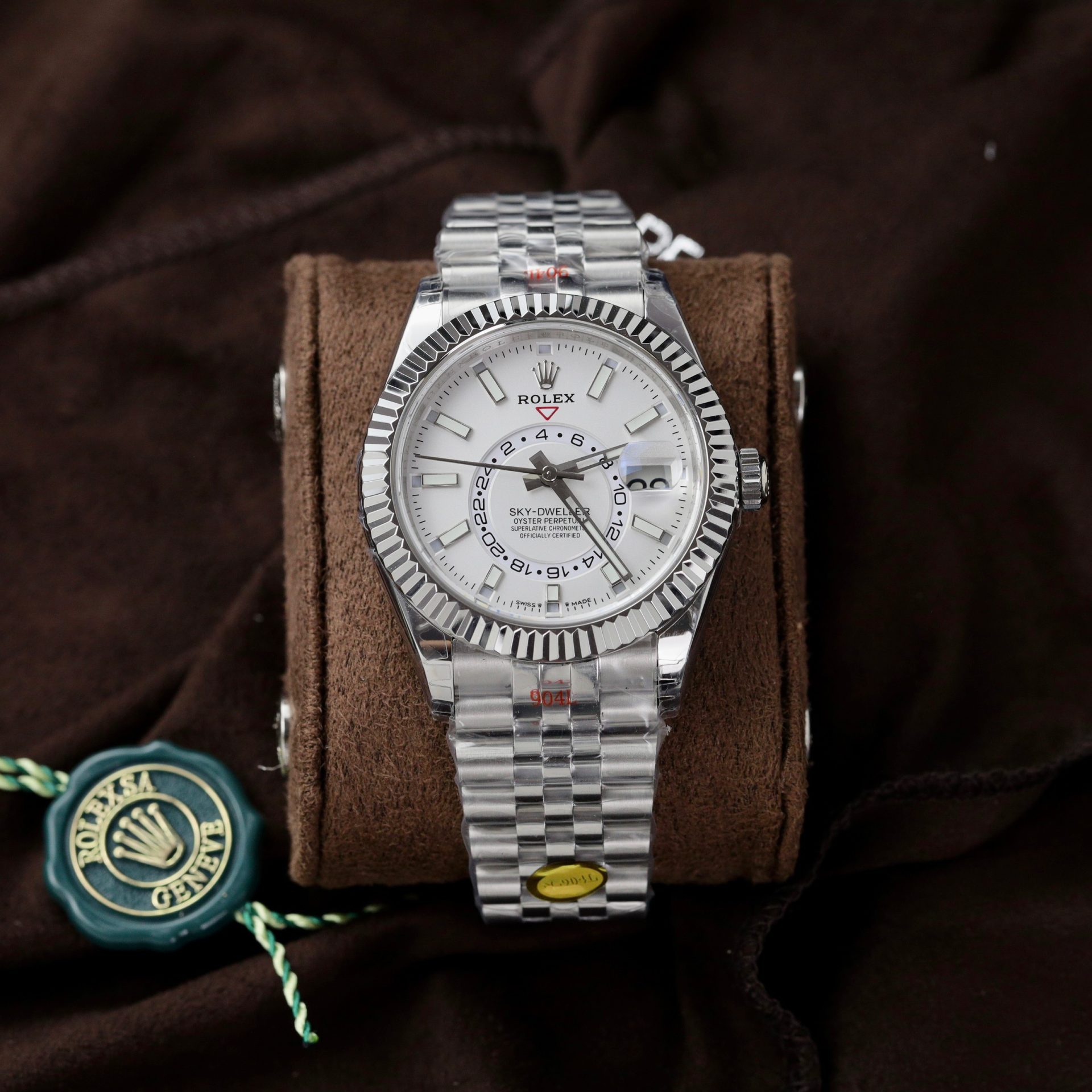 Rolex Replica 1:1 Watch Sky-Dweller White Dial Jubilee Strap 42mm - Elite Watch Atelier