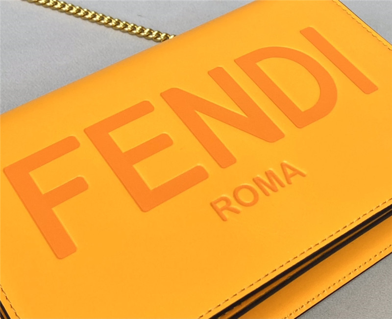 fendi chain wallet - Replicaclubs