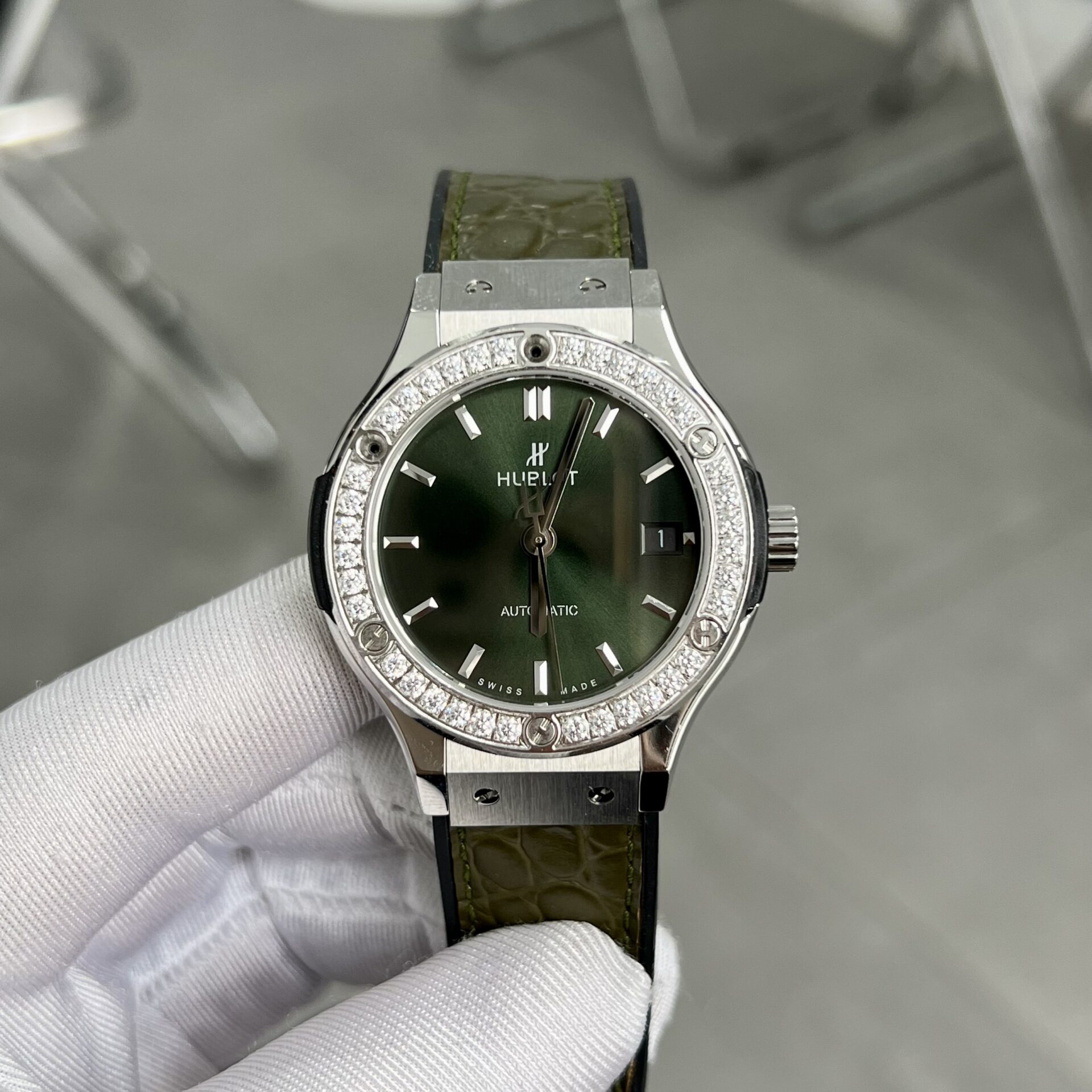 Hublot Replica 11 Watch Green With Diamond Bezel HB Factory 38mm - Top club
