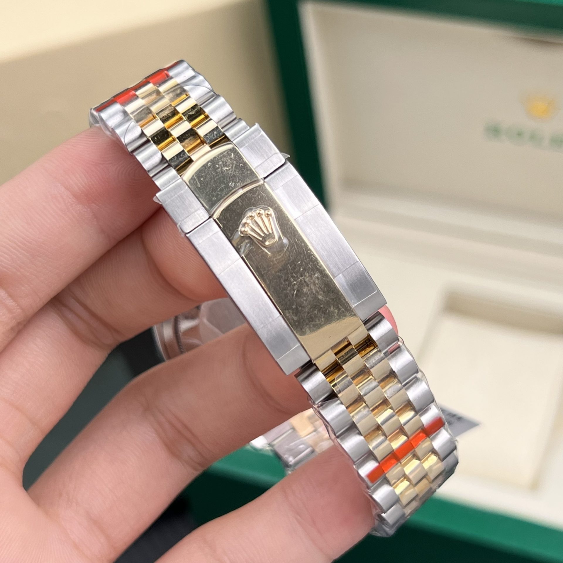 Rolex Replica 1:1 Watch DateJust Gold Wrapped Jubilee Strap GM Factory 36mm - Elite Watch Atelier