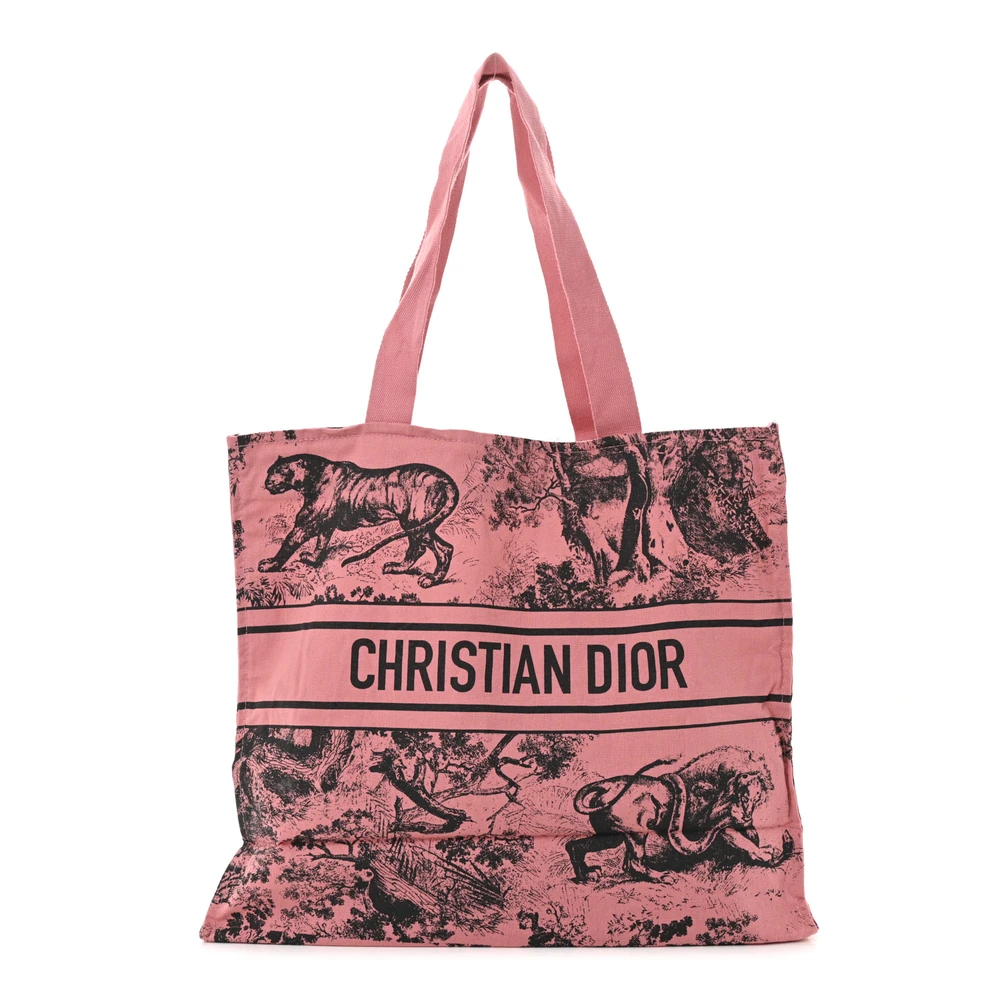 Replica Dior Handbags That Rival the Real Thing