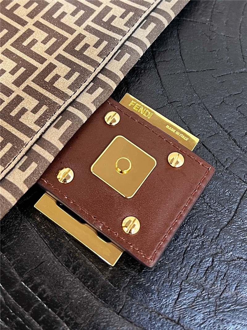 fendi 1997 classic hobo bag - Replicaclubs