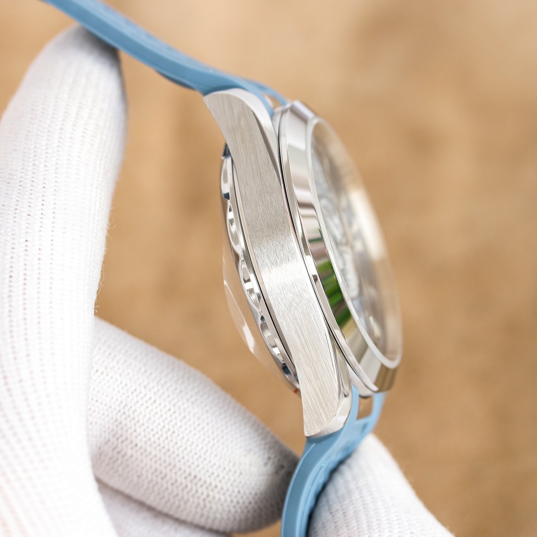 Seamaster Aqua Terra 150M 43 mm, steel on rubber strap(1:1 replica) - Top club