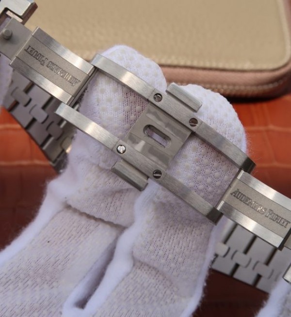 Replica Audemars Piguet JF Royal Oak 41mm 26574 SS Blue Dial SS Bracelet A5134 - Top club